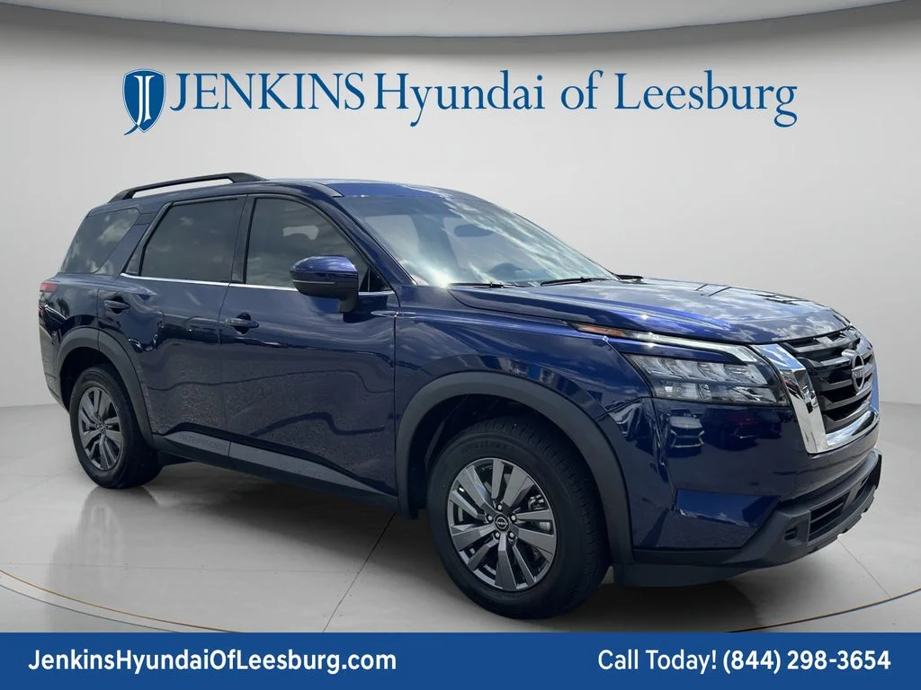 Used 2025 Blue Nissan SV image 1