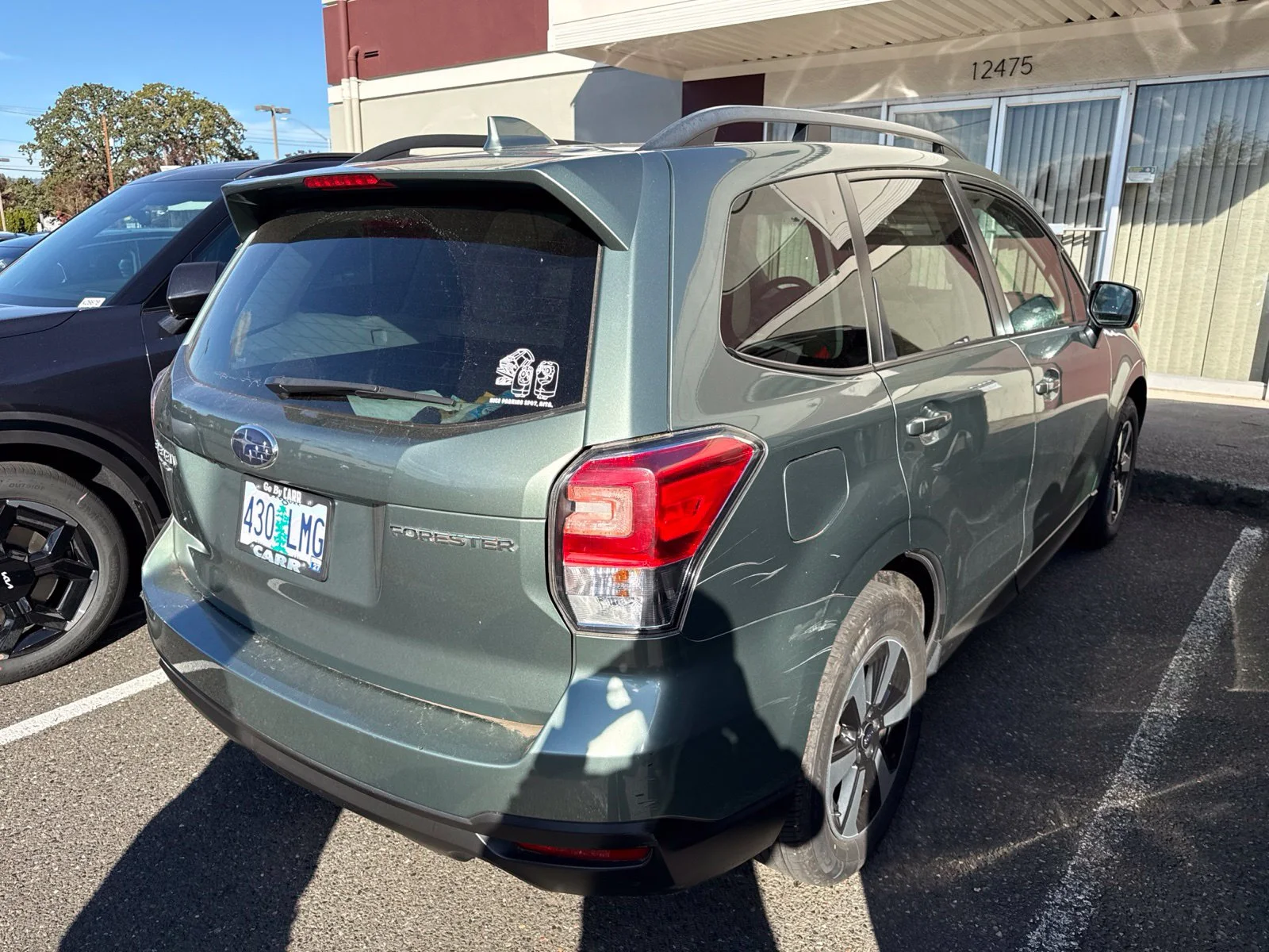 Used 2018 Jasmine Green Metallic Subaru 2.5i Premium image 3