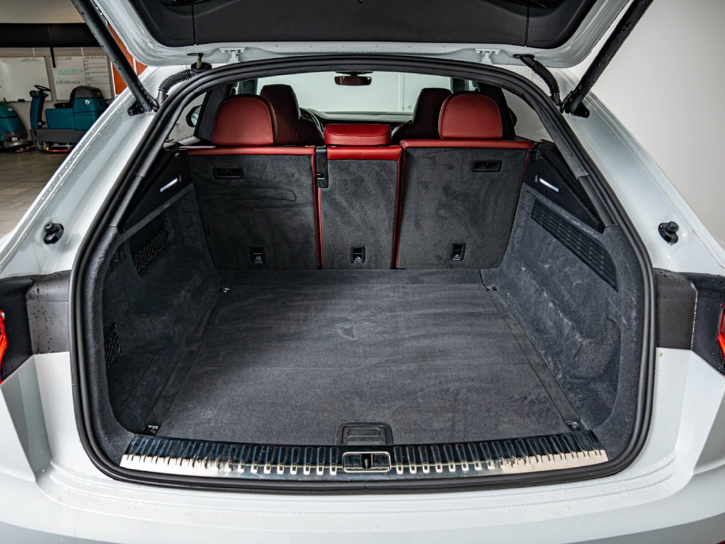Used 2023 Glacier White Audi 4.0T Prestige image 43