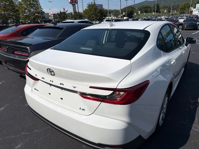 Used 2025 Ice Toyota LE image 14