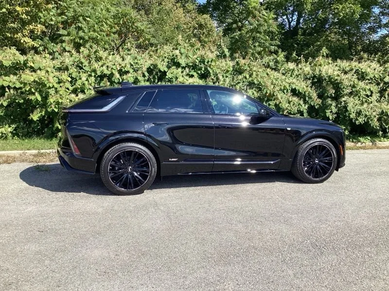 2026 Cadillac LYRIQ V - Photo 8