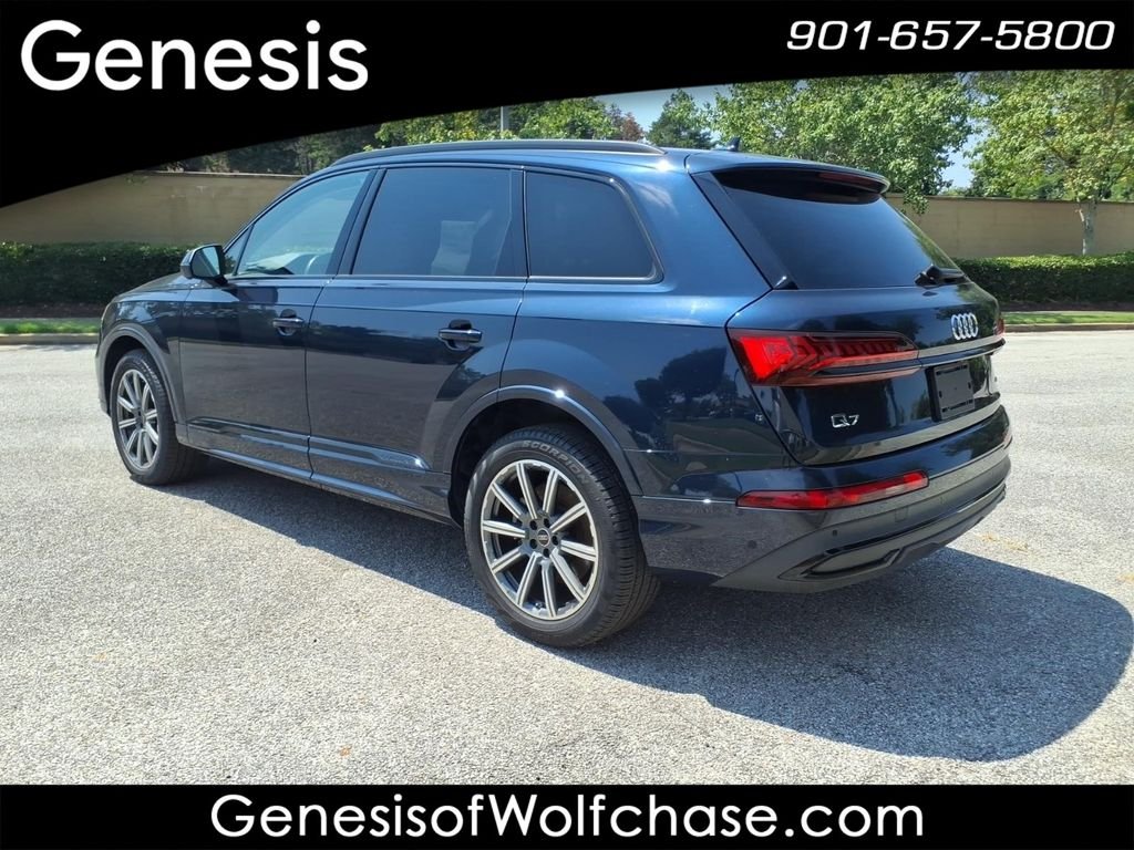 Used 2024  Audi 45 Premium Plus image 3