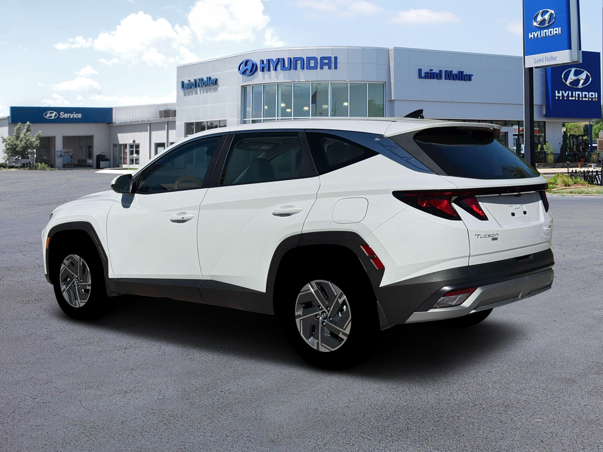 View vehicle photo 4