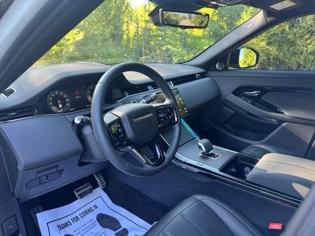 Certified Used 2024 Fuji White Land Rover Dynamic image 9