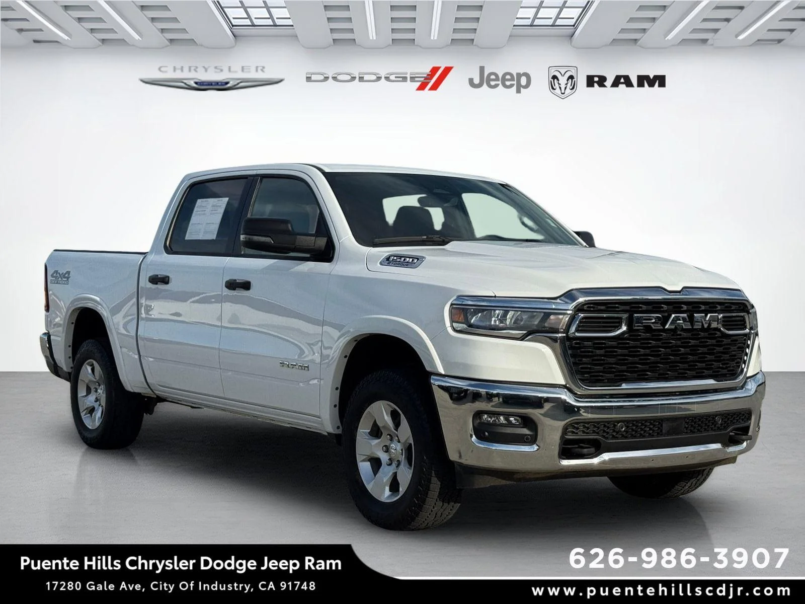 2025 RAM 1500 Big Horn/Lone Star 4x4 Crew Cab 5'7's photo