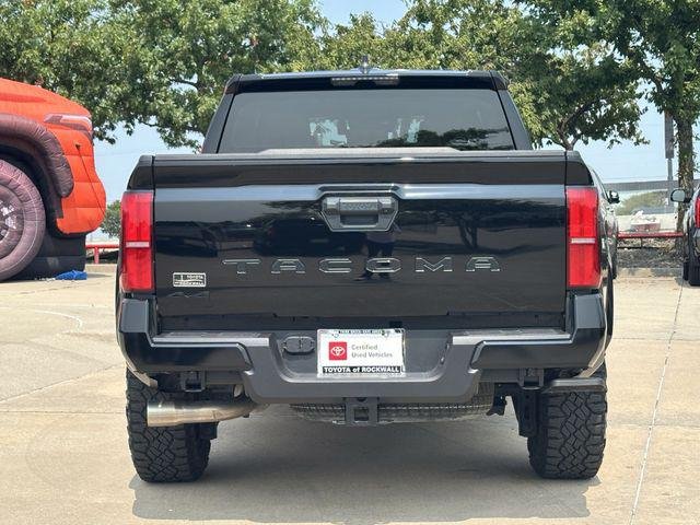 Certified Used 2025 BLACK Toyota  image 4