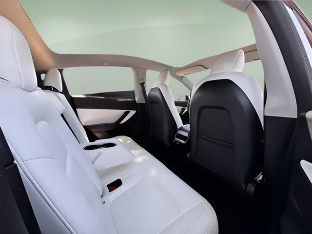 Used 2022  Tesla Long Range image 16