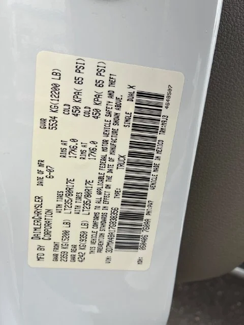 Used 2007 White Dodge SLT image 32