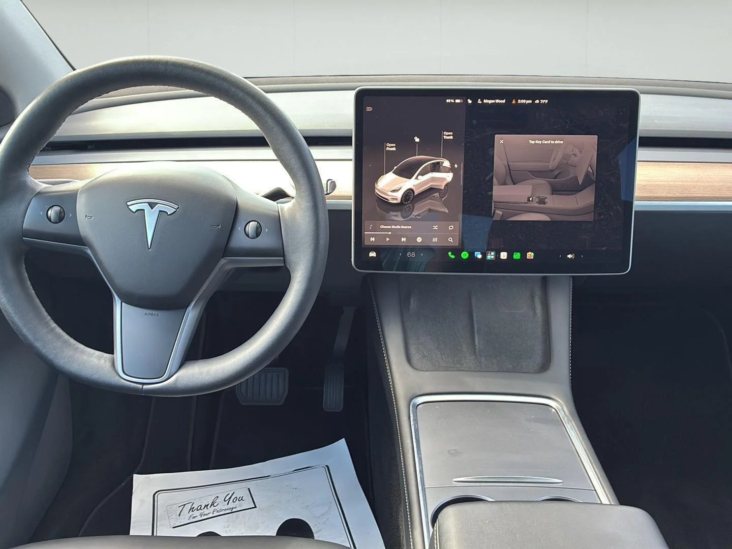 Used 2023  Tesla Long Range image 16