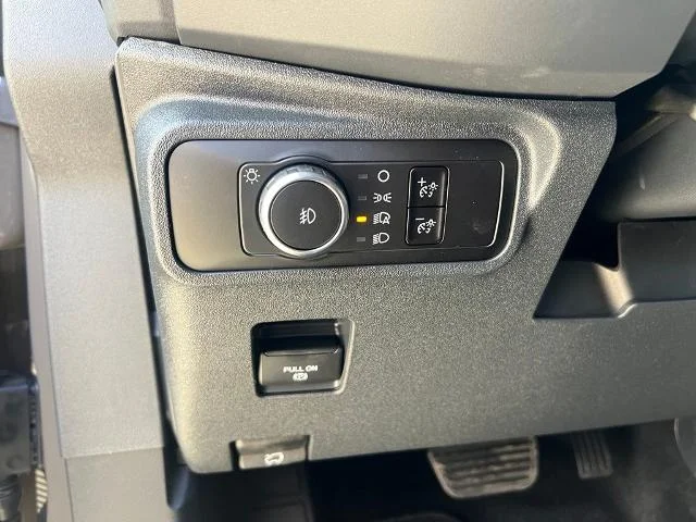 New 2026 Marsh Gray Ford Badlands® image 44