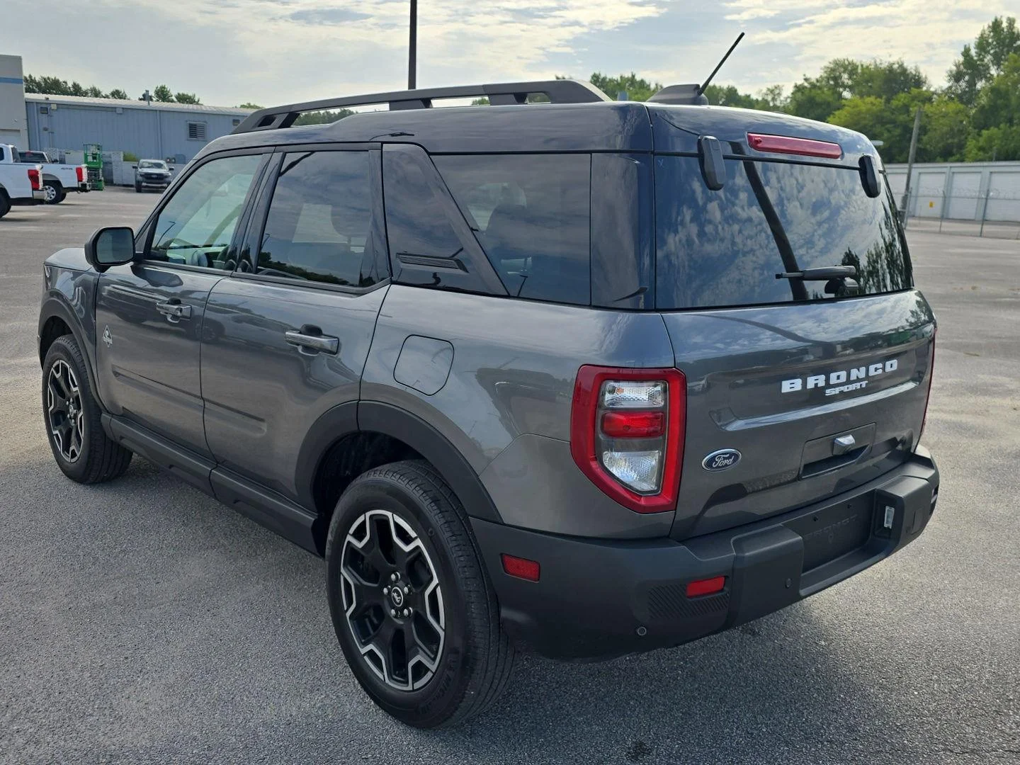 Used 2025 Carbonized Gray Ford Outer Banks image 7