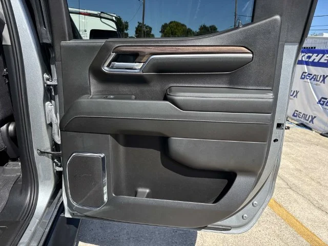 Used 2024 Gray Chevrolet RST image 21