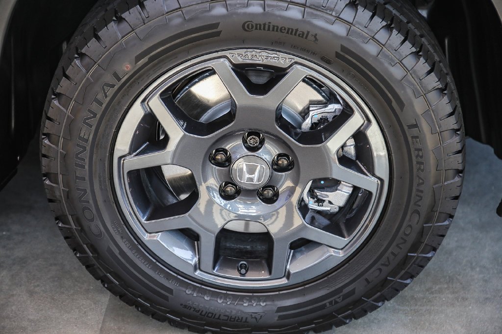 New 2026 Solar Silver Metallic Honda TrailSport image 10