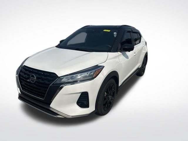 2021 Nissan Kicks SR