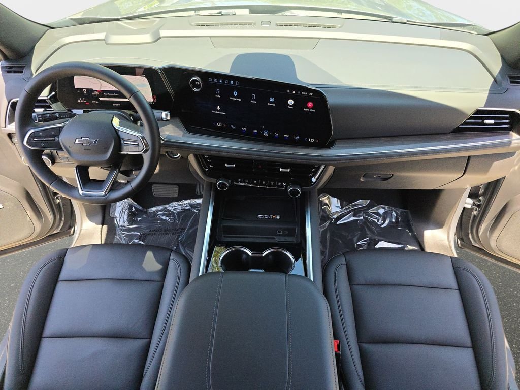 Used 2026 Gray Chevrolet Z71 image 10