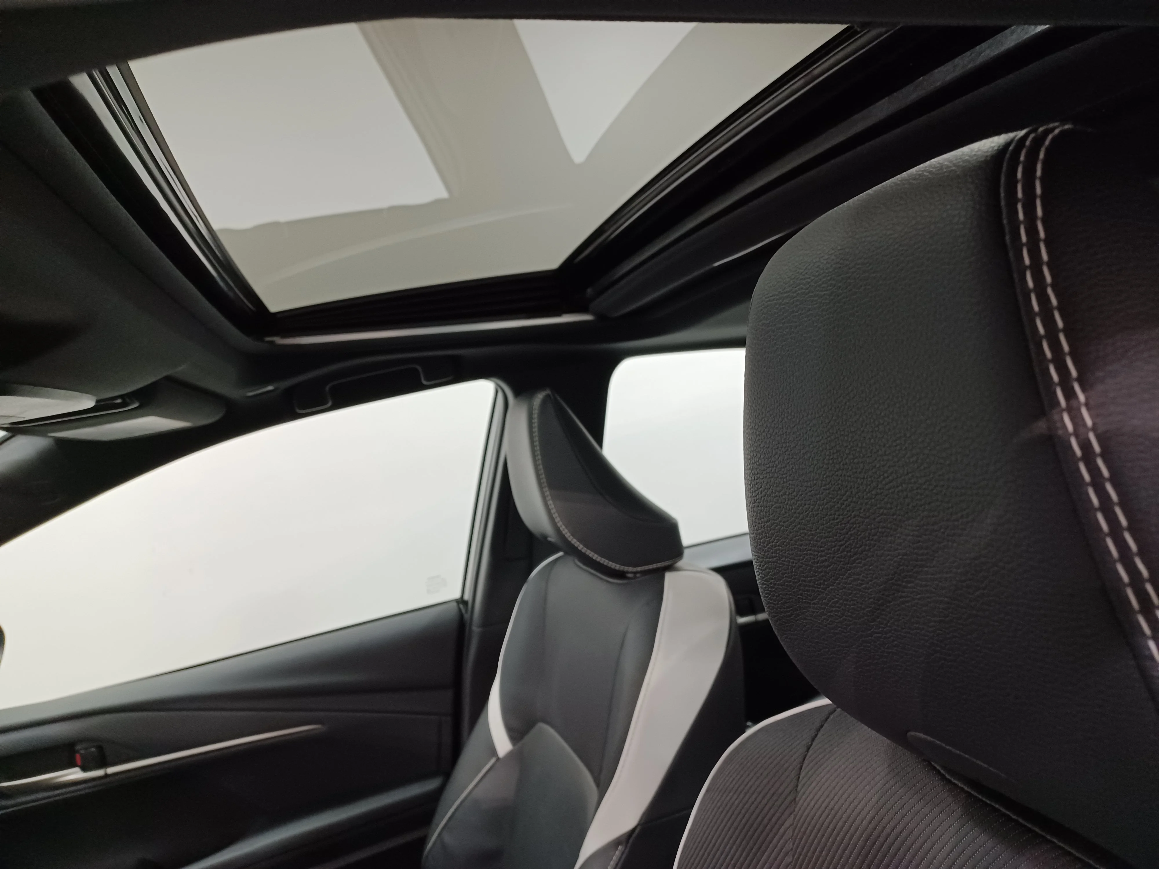 Certified Used 2025 Midnight Black Metallic Toyota SE Hybrid AWD*Great on Fuel! | Adaptive Cruise | Htd Leather | Sunroof | Htd Wheel | Lane Keeping image 12