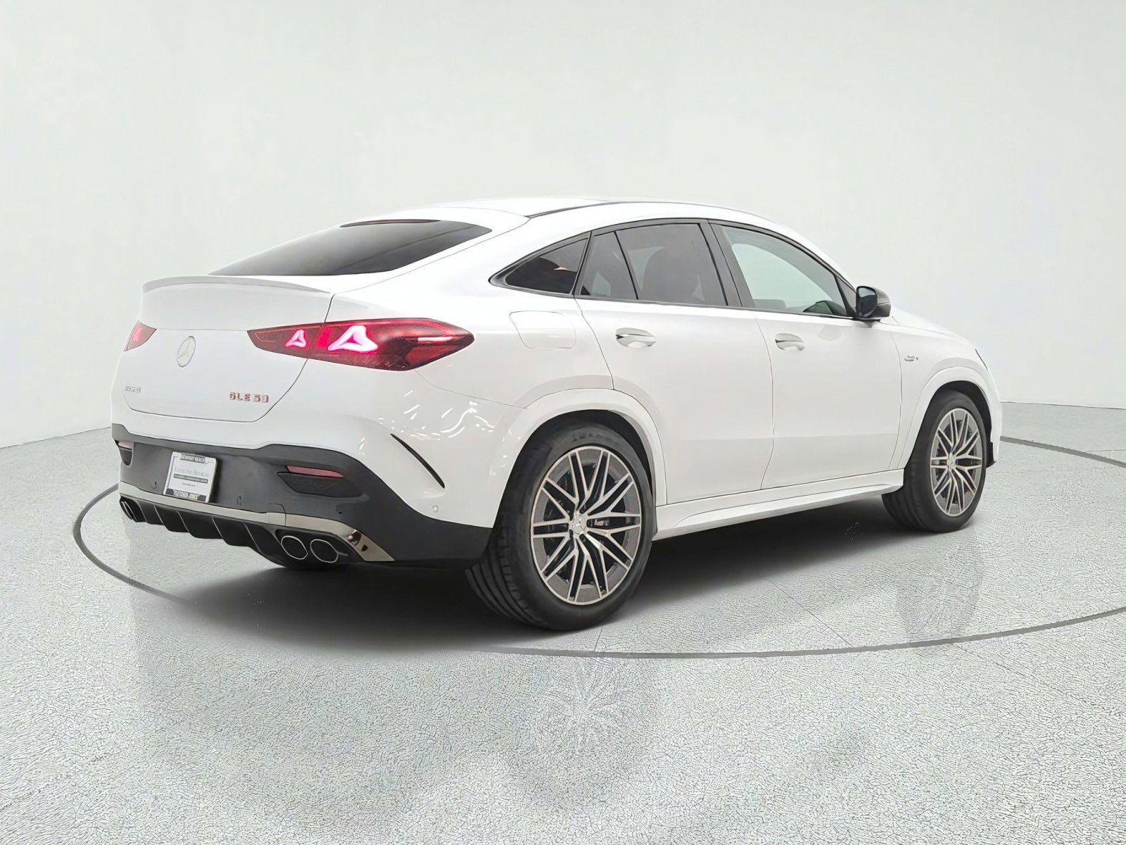 New 2027 MANUFAKTUR Moonlight White Metallic Mercedes-Benz AMG® GLE 53e 4MATIC+ Coupe image 5
