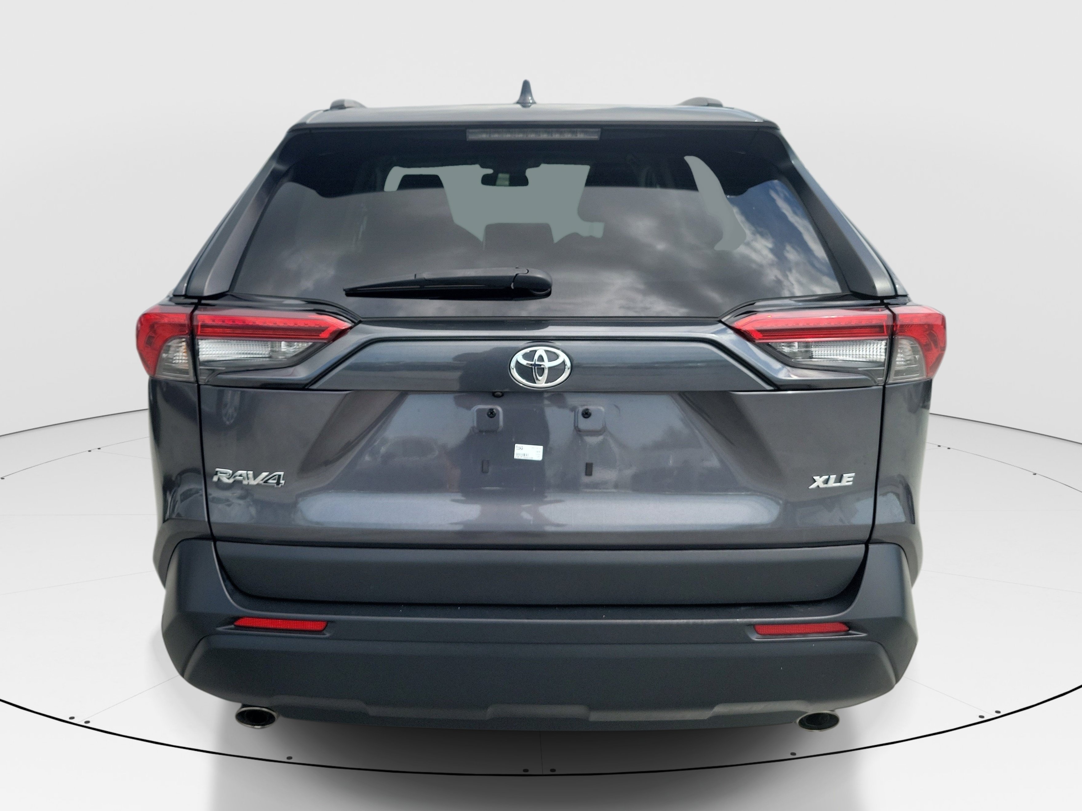 Certified Used 2024 Magnetic Gray Metallic Toyota XLE image 5