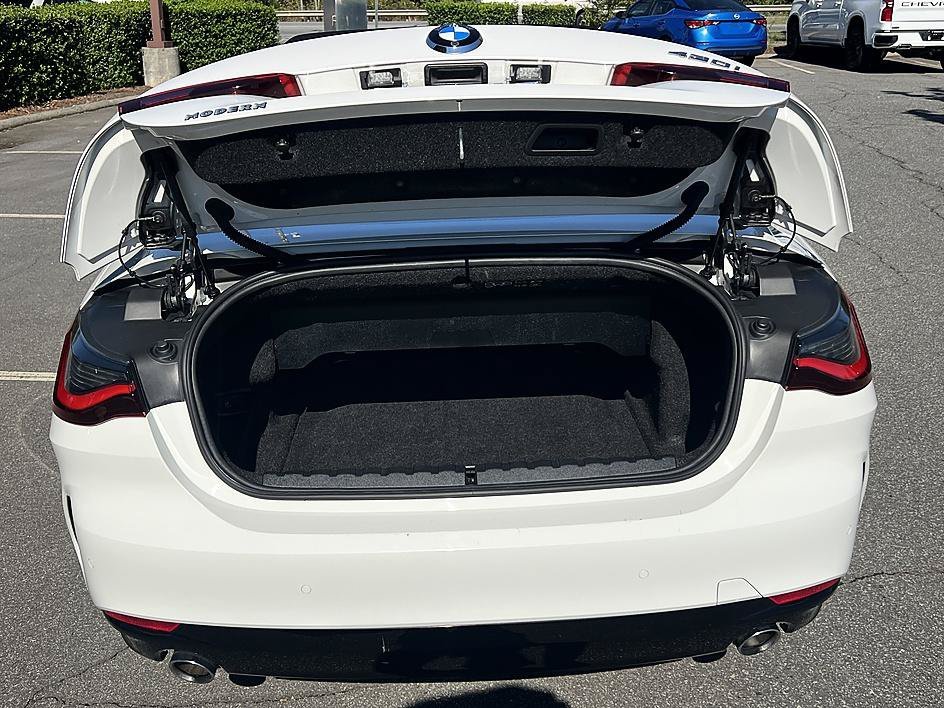Used 2024 Alpine White BMW 430i image 15