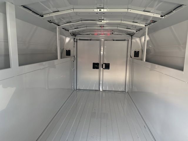 New 2025 Summit White GMC 1WT image 8