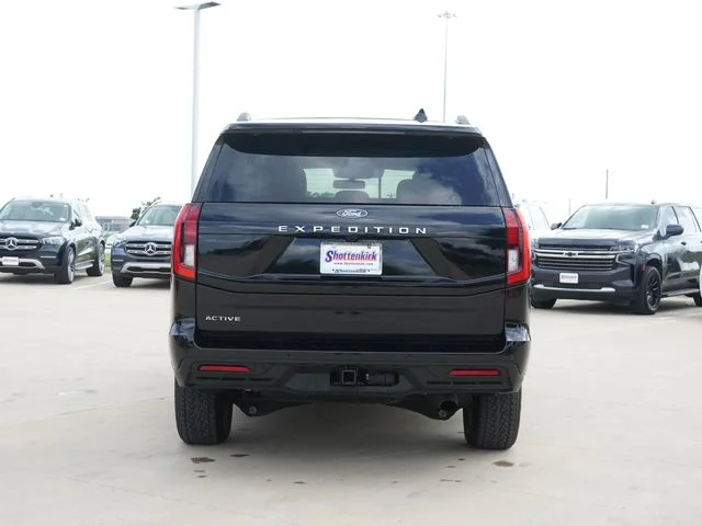 Used 2025 Black Ford Active image 8