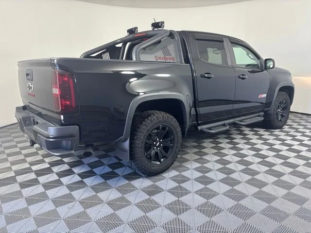 Used 2018 BLACK Chevrolet 4WD Z71 image 27