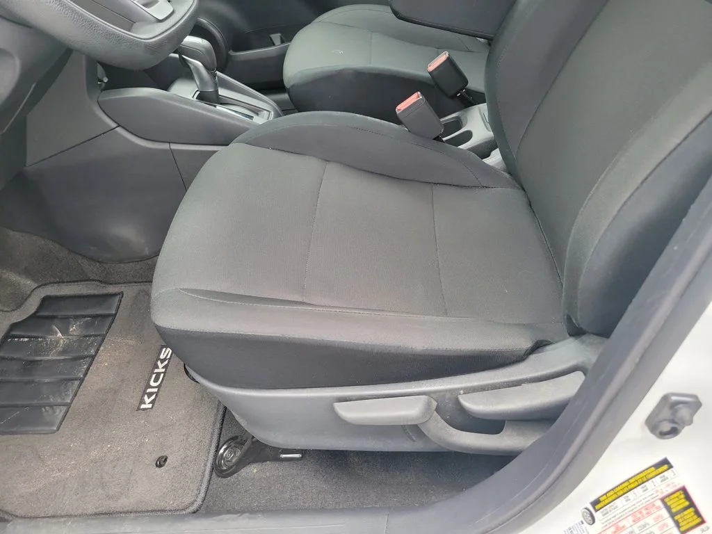 Used 2024 White Nissan S image 18
