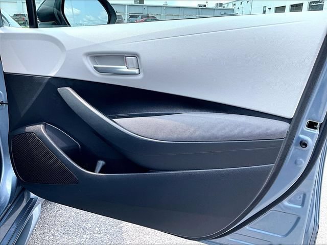 Used 2020 Celestite Toyota LE image 12