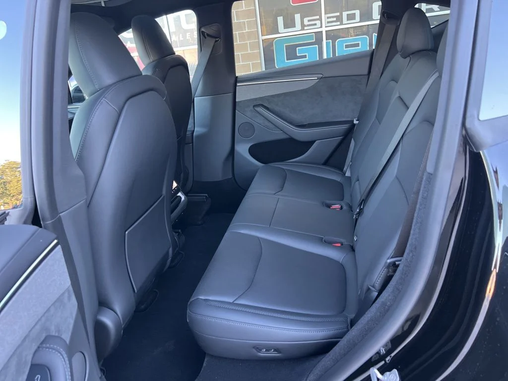 Used 2026 Black Tesla  image 14