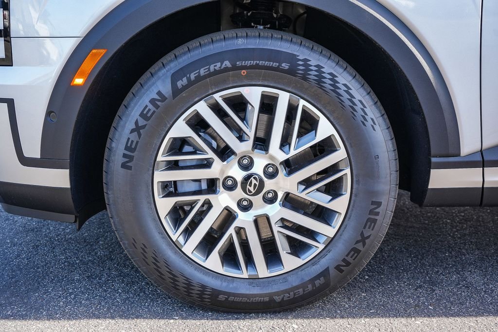 New 2026 Silver Hyundai SEL Premium image 12