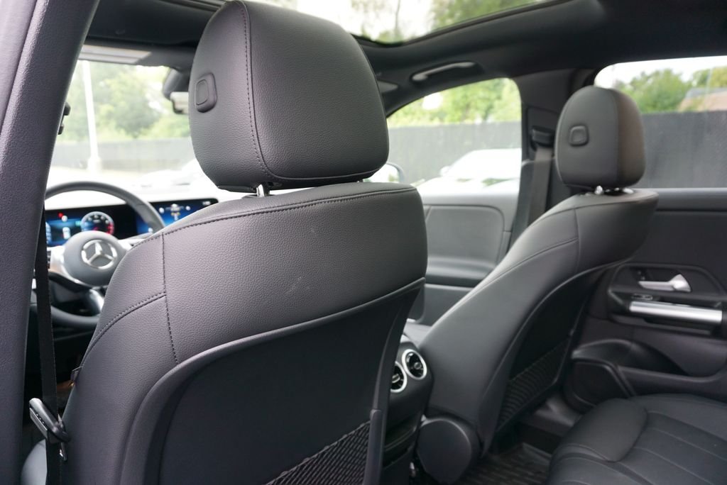 2025 Mercedes-Benz GLA GLA250 - Photo 15