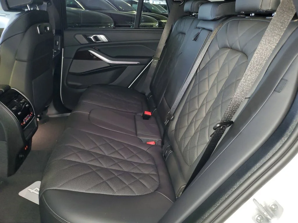 New 2026 White BMW sDrive40i image 11