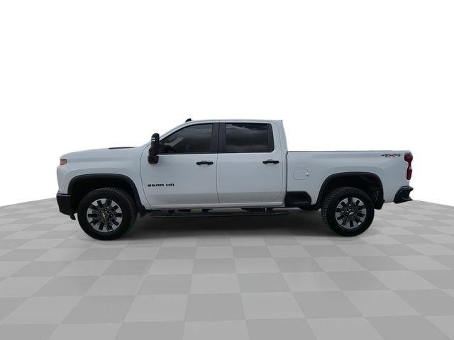 Used 2021 SUMMIT WHITE Chevrolet Custom image 5