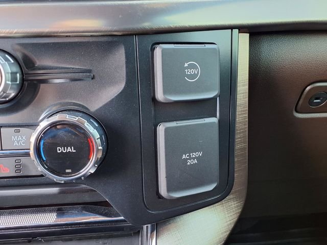 Used 2025 White Ford King Ranch image 13