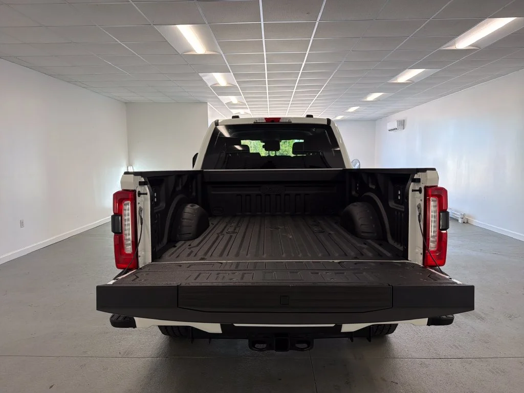 New 2027 White Ford Lariat image 8