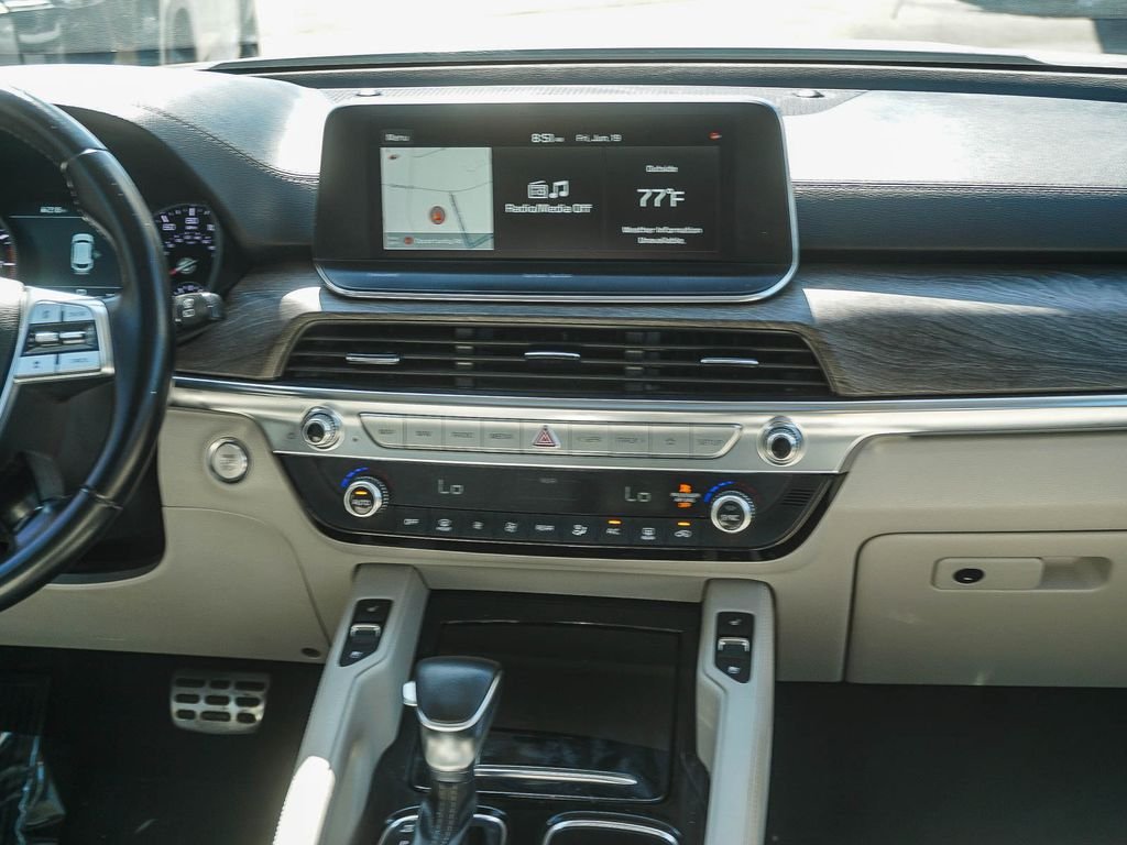 Certified Used 2021 White Kia SX image 16