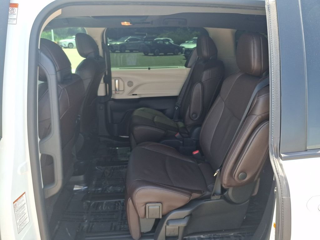 Used 2022 Beige Toyota Platinum image 25