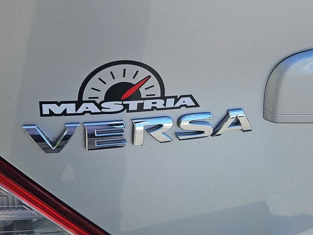 Used 2012 Brilliant Silver Metallic Nissan 1.6 S image 5