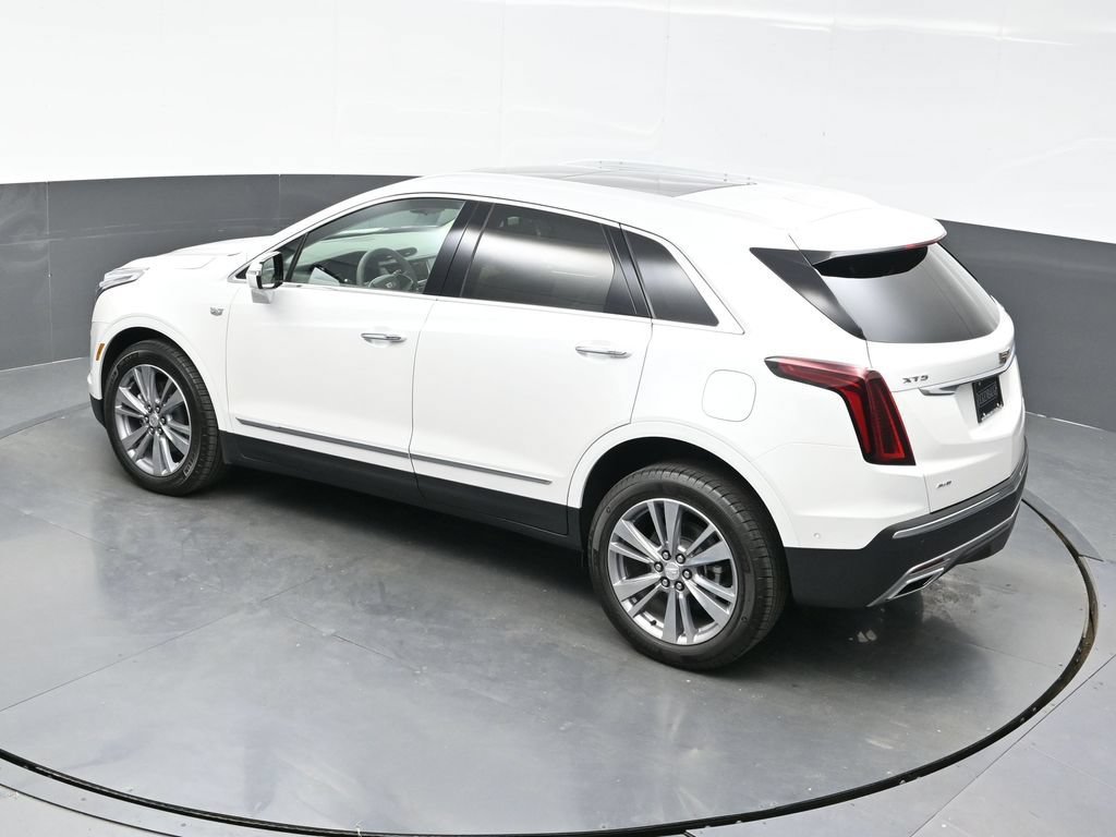 New 2026 Crystal White Tricoat Cadillac Premium Luxury image 34