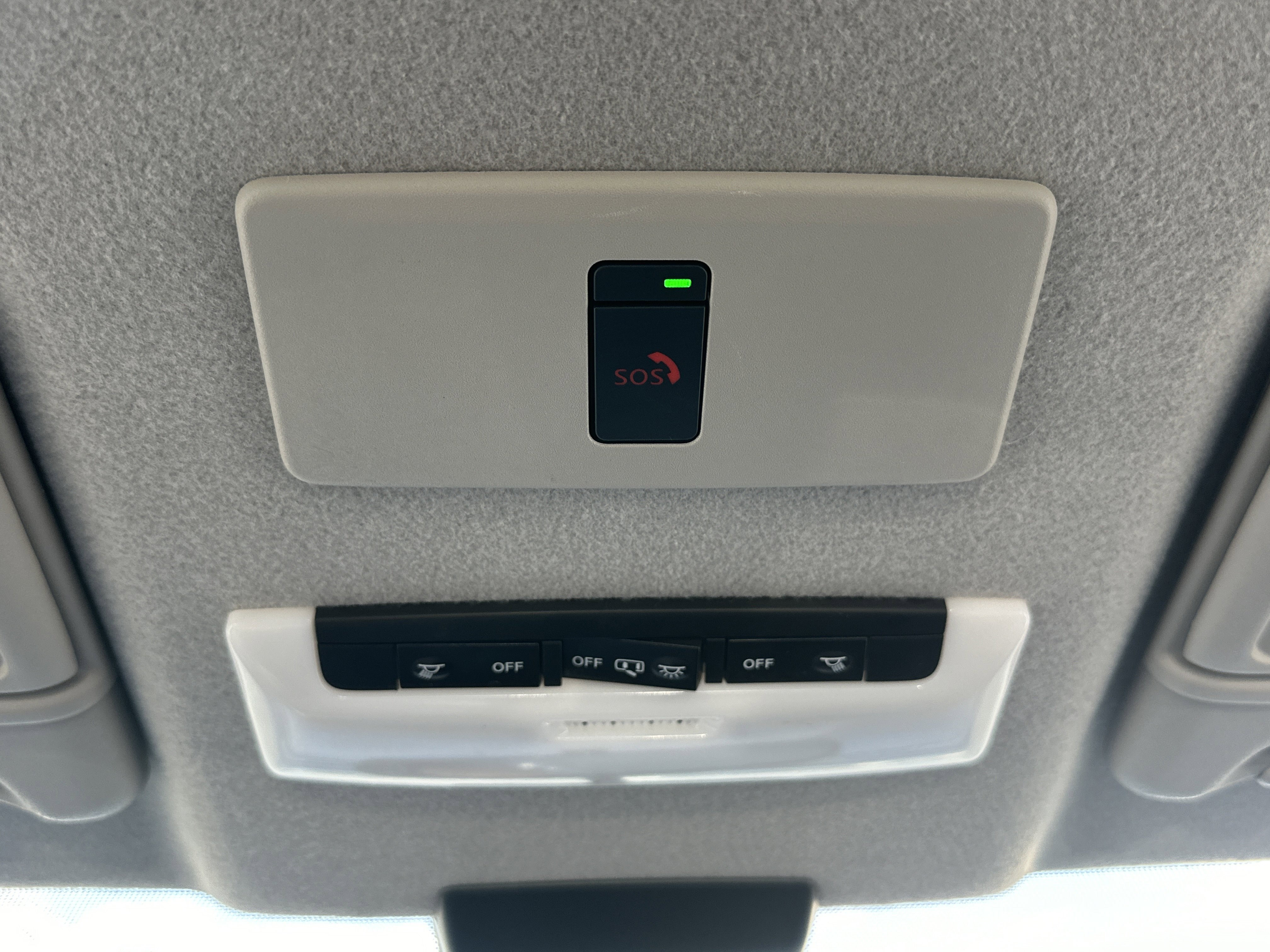Used 2023 Gray/Super Black Nissan SR image 23