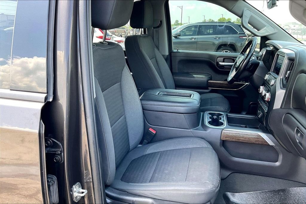 Used 2021 Brown GMC Elevation image 30