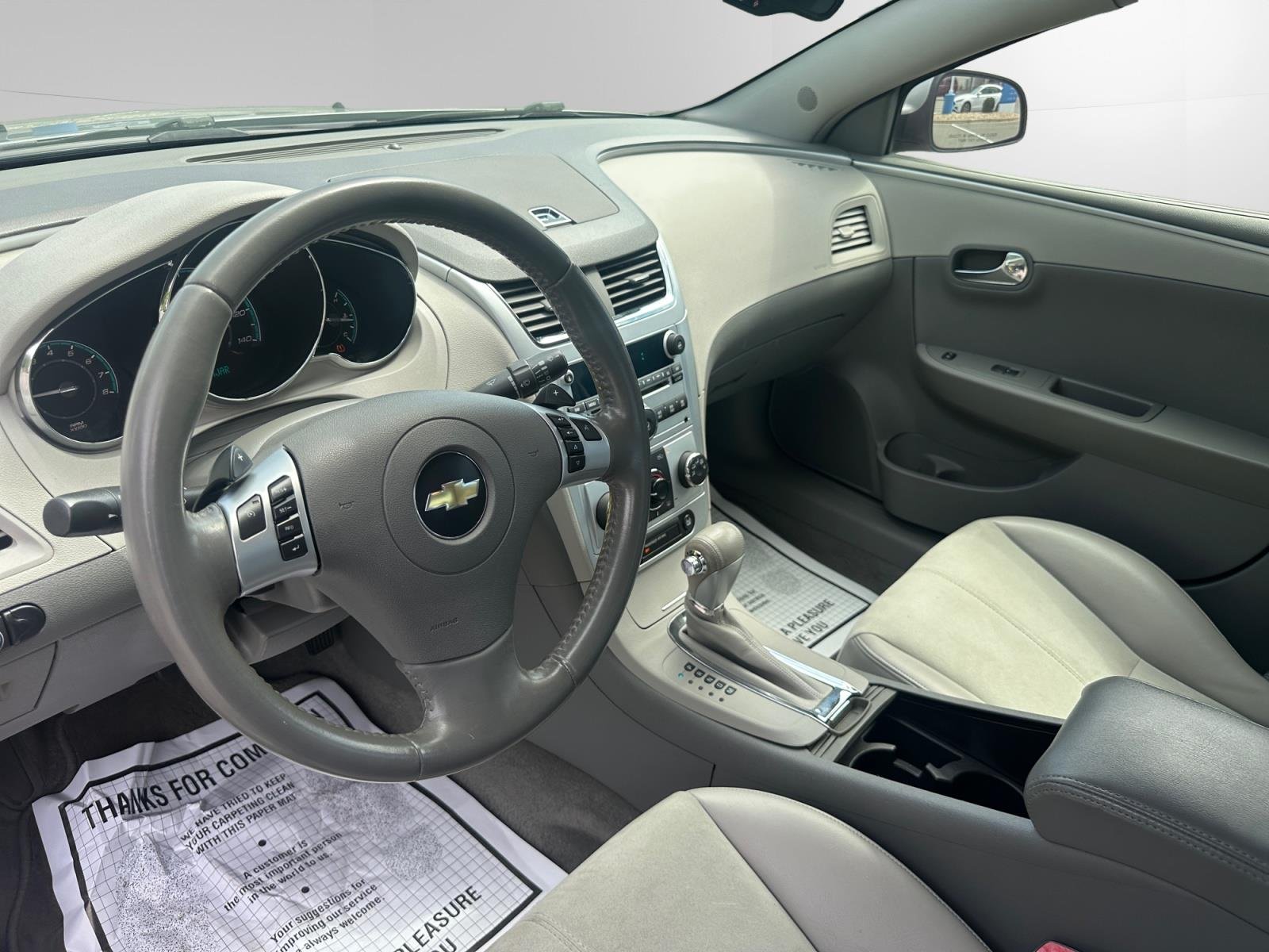 Used 2008 Silverstone Metallic Chevrolet LT w/2LT image 10