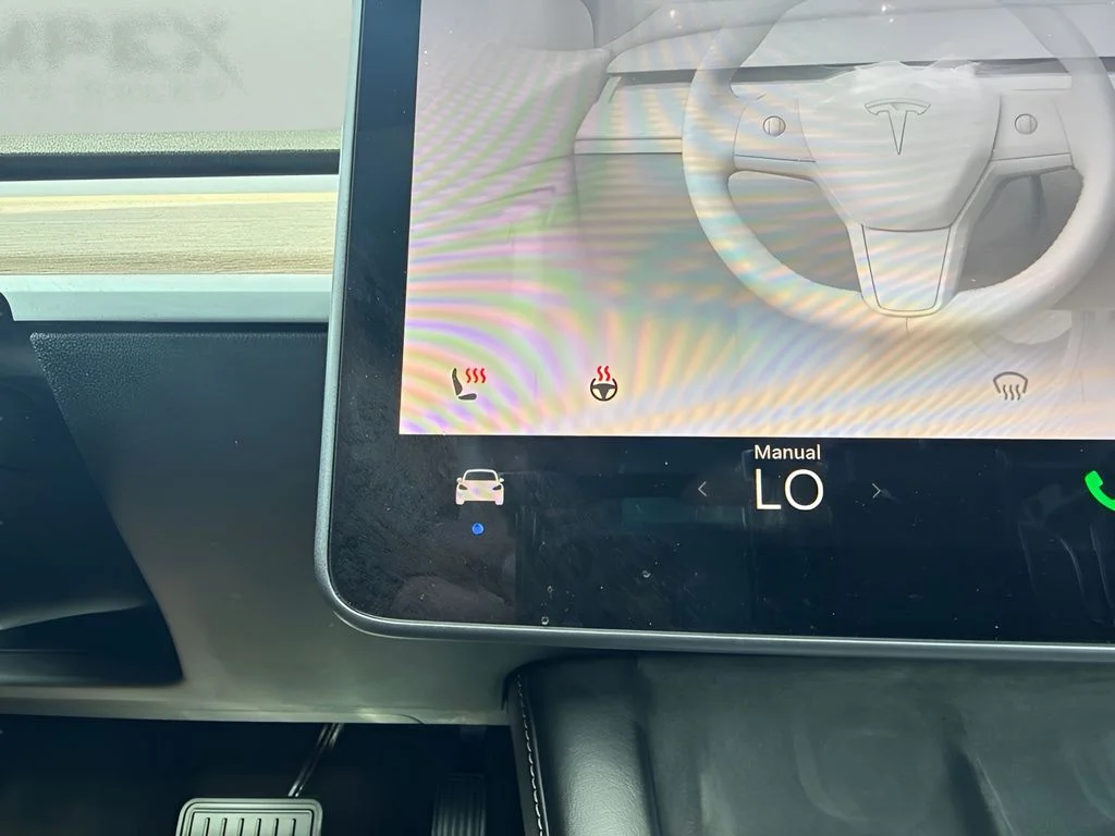 Used 2021 White Tesla Long Range image 23