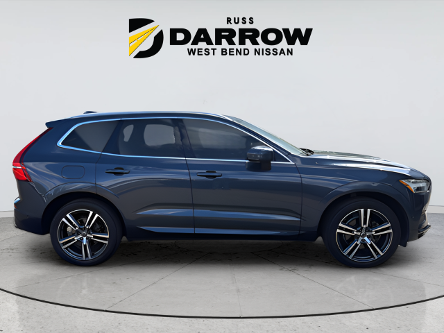 Used 2018 Blue Volvo T5 Momentum image 6