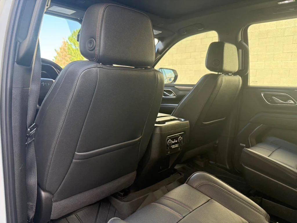 2024 Chevrolet Suburban RST - Photo 13