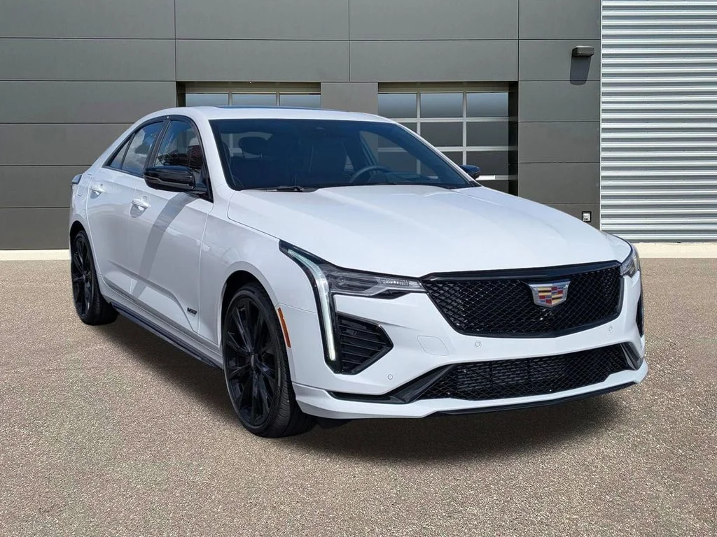 2026 Cadillac CT4 V-Series - Photo 16