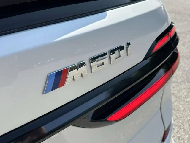 Certified Used 2025 Mineral White BMW M60i image 19