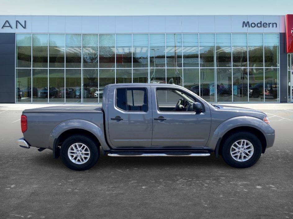 Used 2018 Gun Metallic Nissan SV V6 image 4