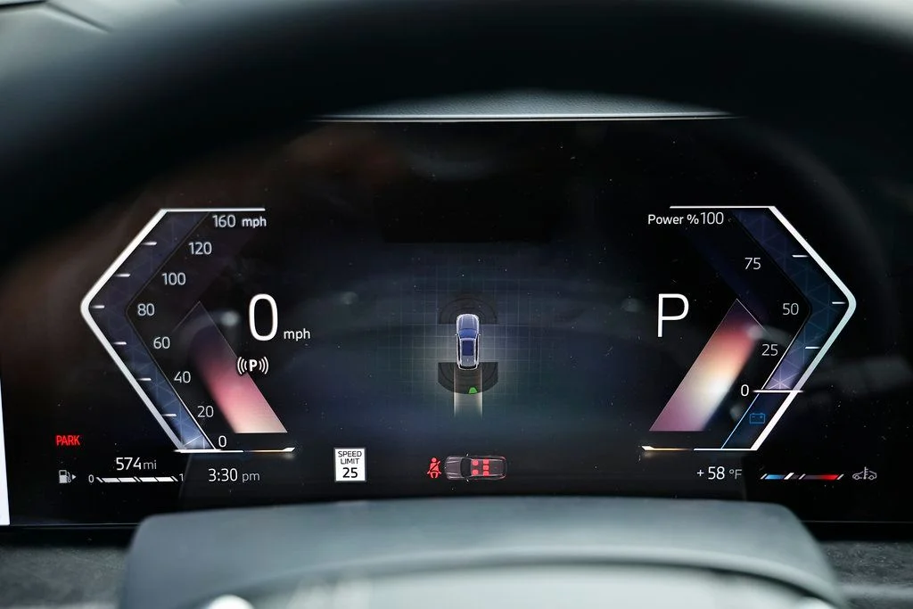 New 2026 Skyscraper Grey Metallic BMW xDrive40i image 32