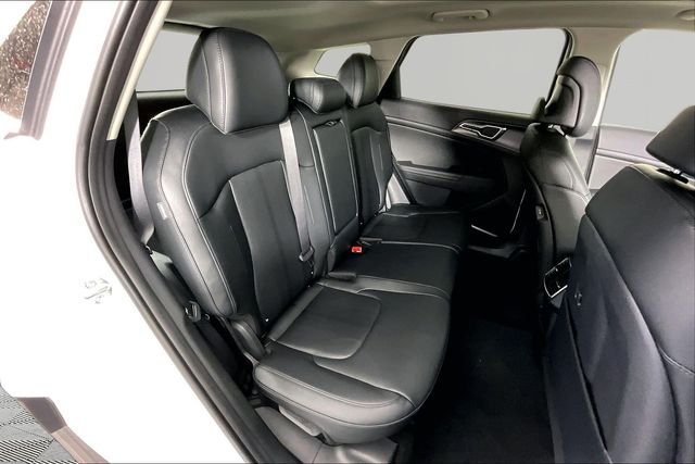 New 2026 Glacial White Pearl Kia EX image 11